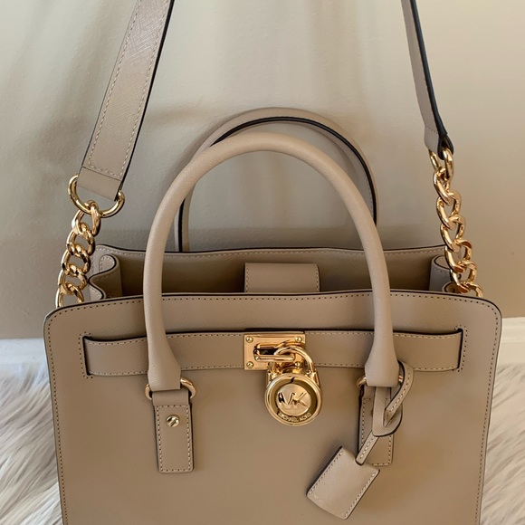 🔥Michael Kors Satchel Bag🔥 - Picture 4 of 7